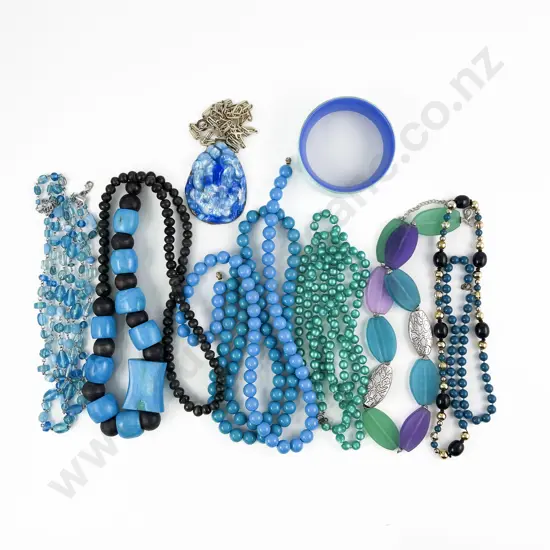 Collection Modern Bead Necklaces