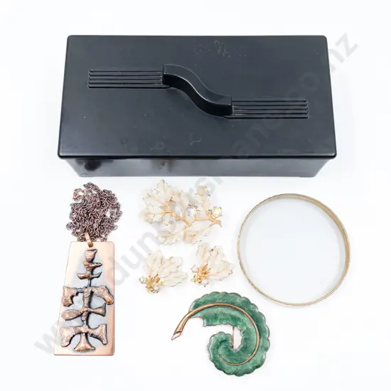 1930's Art Deco Bakelite Box by Abex Mouldings (England)