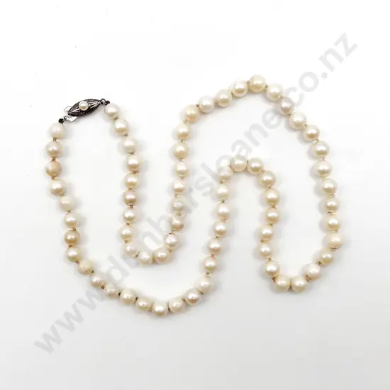 Single Strand Cultured Pearl Necklace