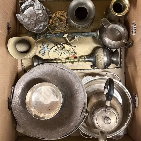 Box of Assorted Metal Ware