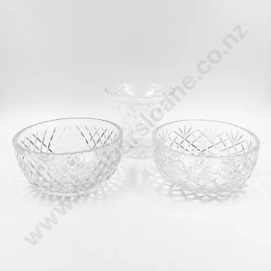 Two Crystal Bowls Together With Vase