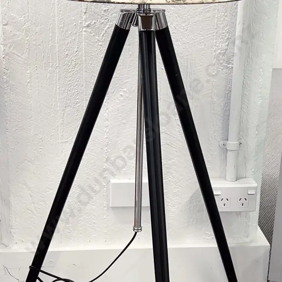 Modern Tripod Based Floor Lamp