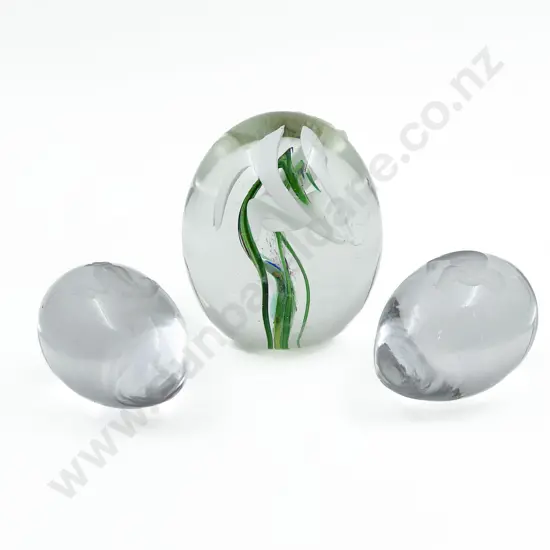 Art Glass Paperweight