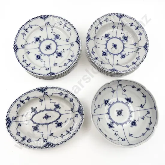 Royal Copenhagen Pattern 572 Dessert Set