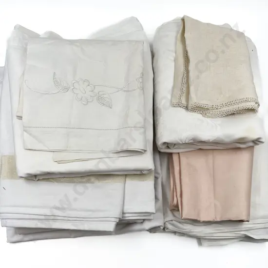 Collection of Vintage Table & Bed Linen