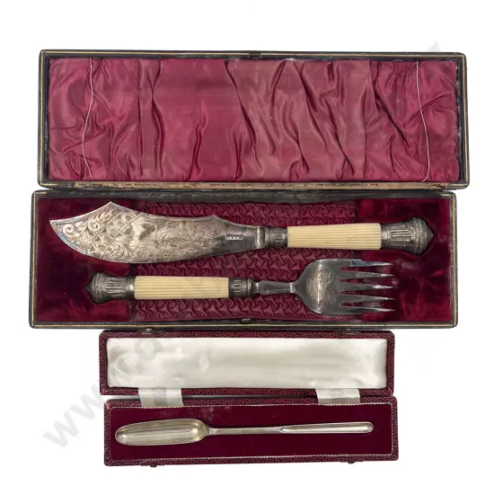 Cased Set Of S/P Bone Handled Fish Servers & Modern Cased S/S Marrow Scoop