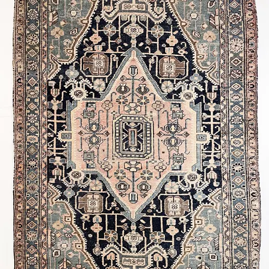 Vintage Single Medallion Floral Persian Rug