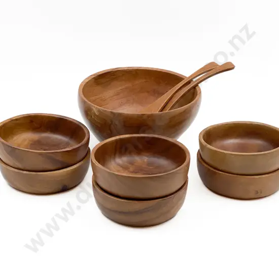 NZ Stylecraft Salad Bowl Servers & Six Other Bowls