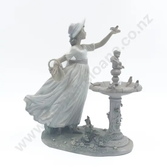 Lladro Group Figure Girl and Fountain