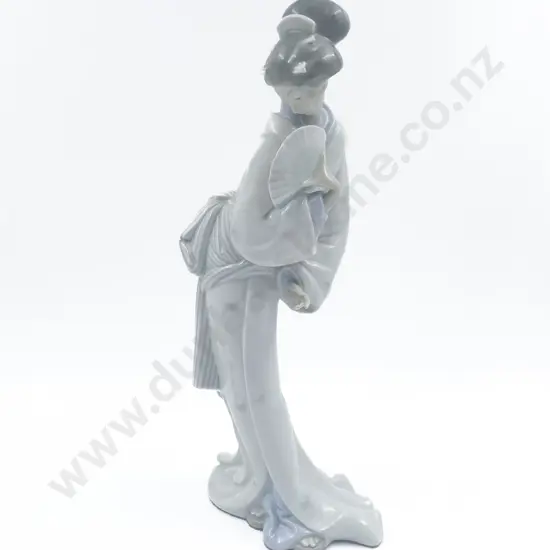 Lladro Figure of Geisha