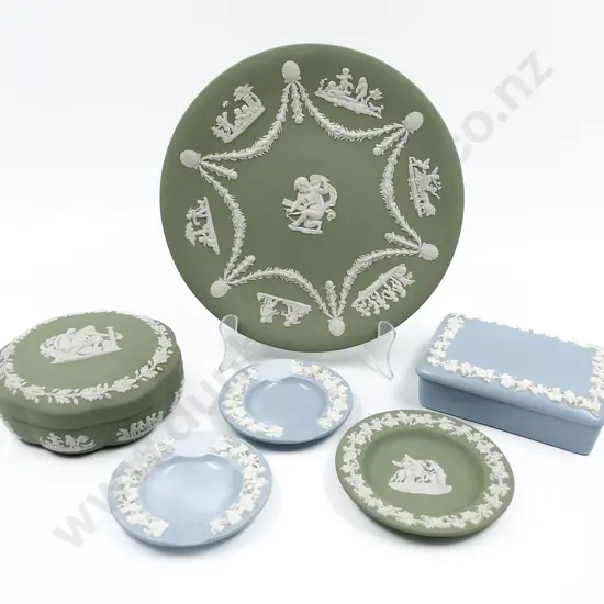 Small Quantity of Assorted Wedgwood