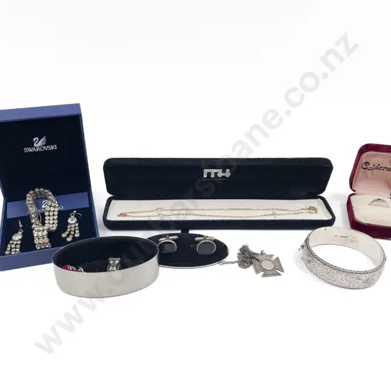 Quantity of Assorted Jewellery including Swarovski Bracelet and Earrings