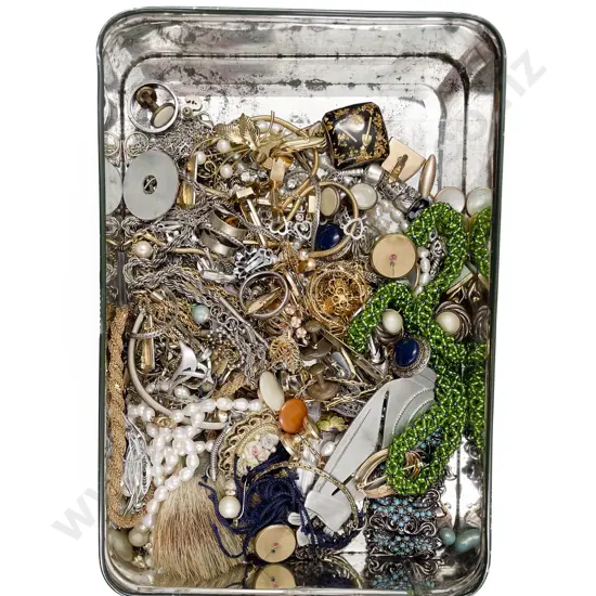 Box of Assorted Costume Jewellery