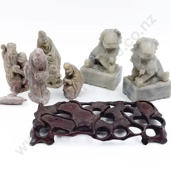 Quantity of Assorted Hardstone Figures etc