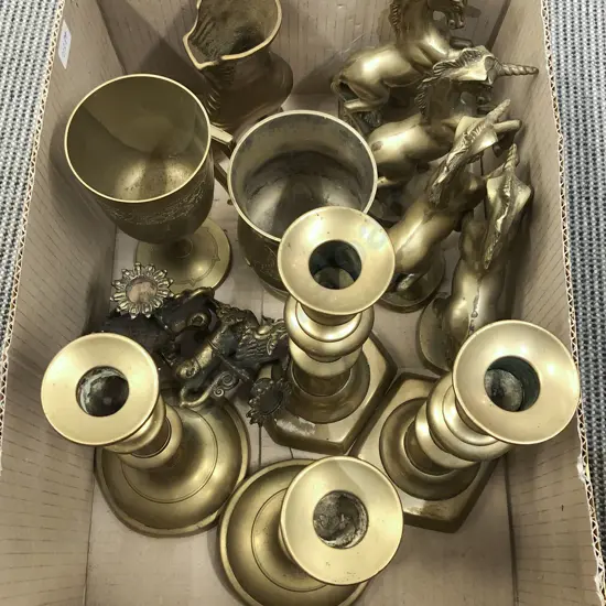 Quantity of Assorted Brass Ware