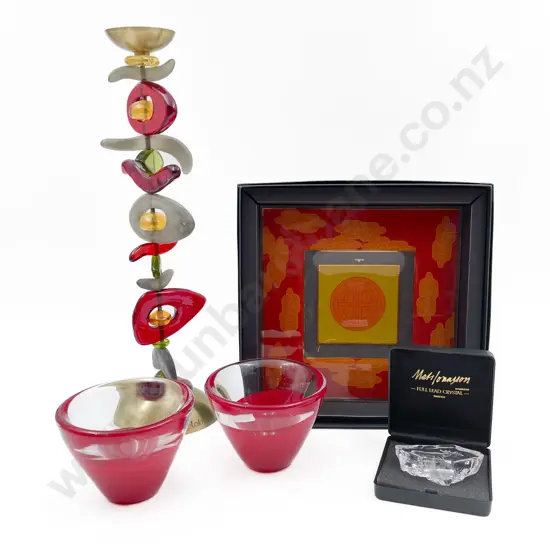 Small Qty of Assorted Art Glass etc