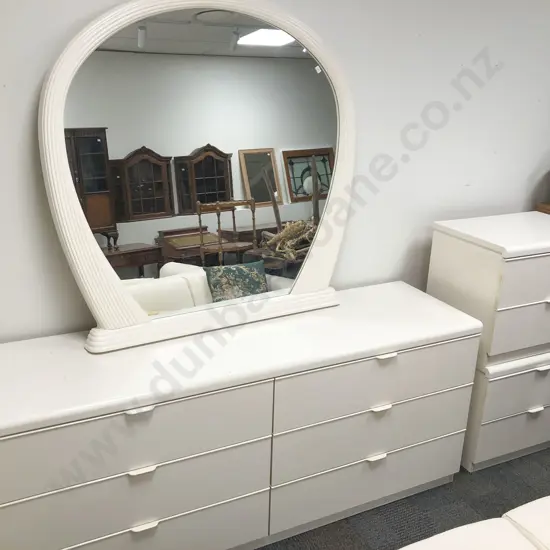 Modern Three Piece Bedroom Suite