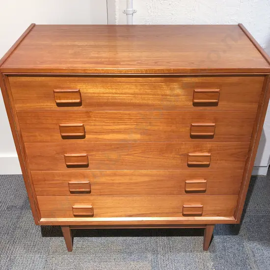 Mid-Century Teak Chest of Drawers