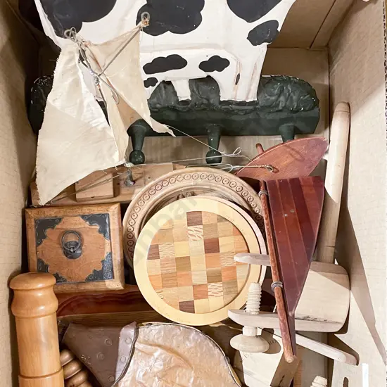 Quantity of Assorted Vintage Wood Ware