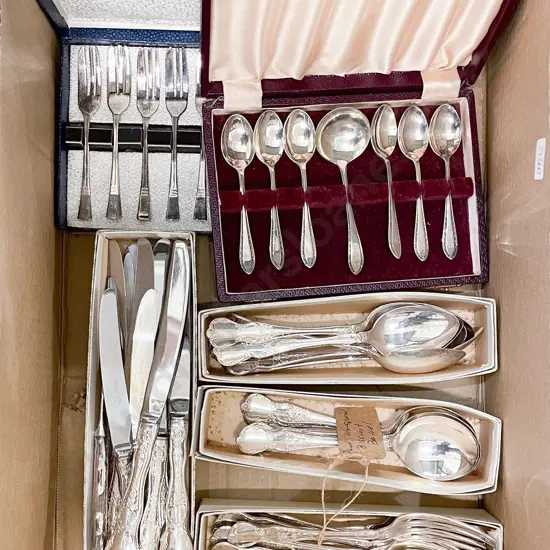 Quantity of Assorted S/P Cutlery