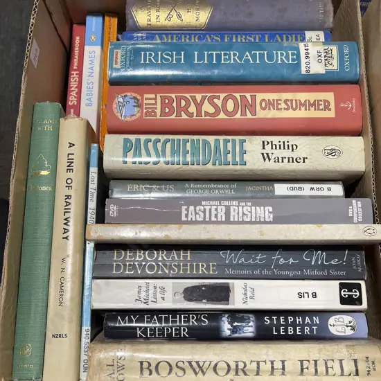 Box of Assorted Books including Bill Bryson