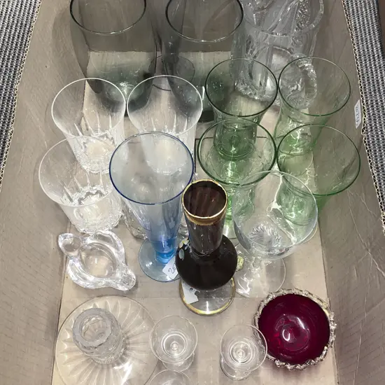 Box of Assorted Glassware