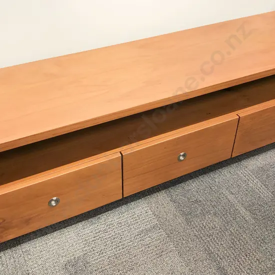 Modern Three Drawer Entertainment Stand