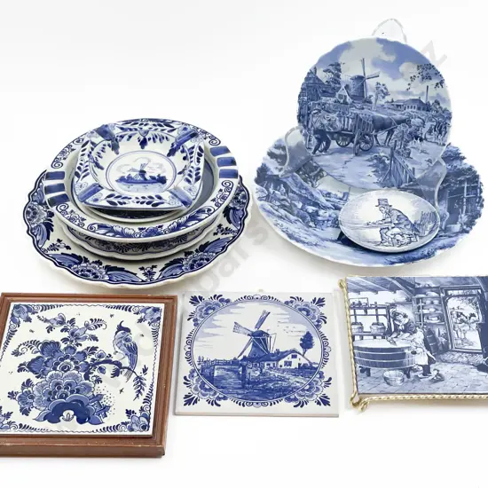 Quantity of Assorted Blue & White China including Delft