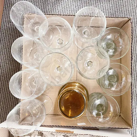 Quantity of Assorted Glass Ware including Hollow Stem Champagne Glasses