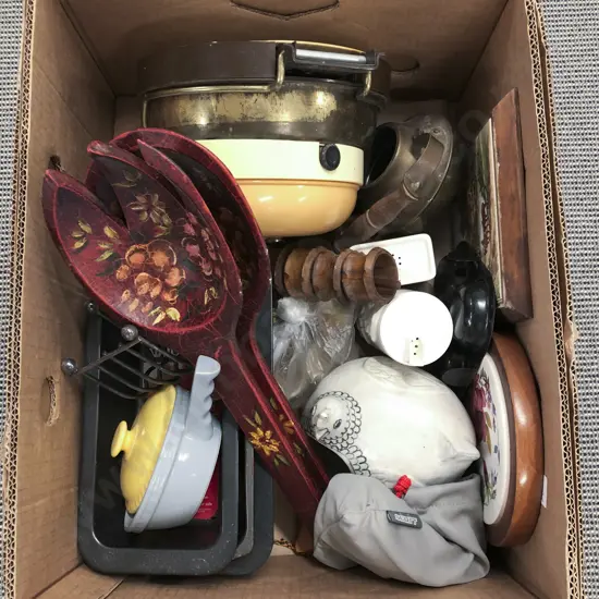 Quantity of Assorted Vintage Kitchenalia etc
