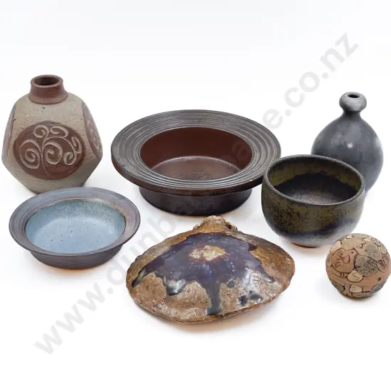 Seven Pieces of Assorted Pottery