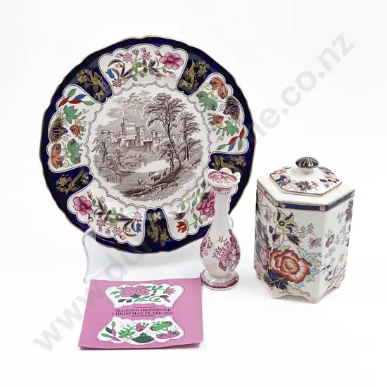 Two Pieces of Masons together with Small Clarice Cliff Vase