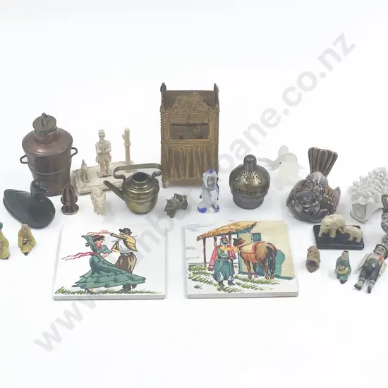 Small Quantity of Assorted Ornaments and Miniatures etc
