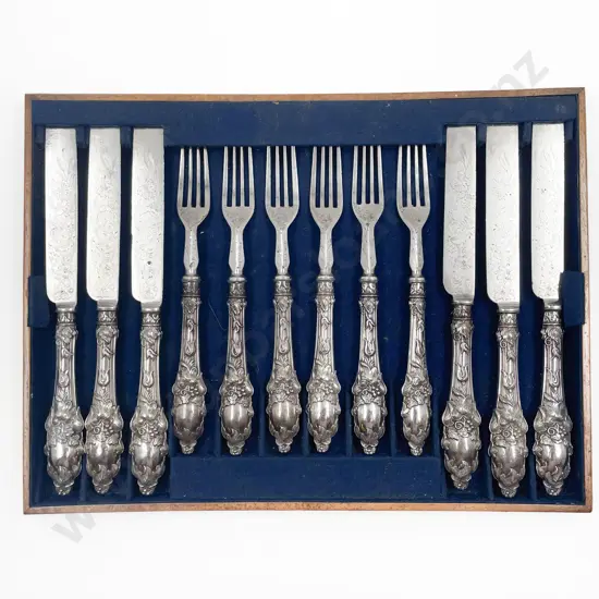 Set Of 6 Fancy S/S Handled Dessert Knives & 6 Forks