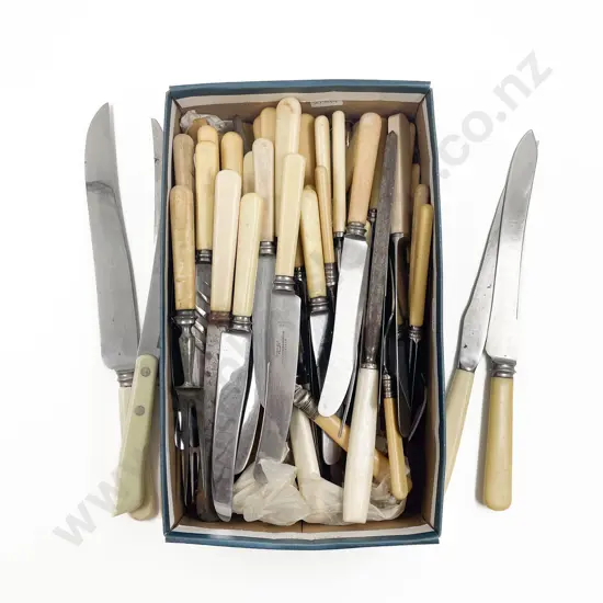 Quantity of Assorted Bone Handled Cutlery etc