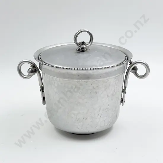 B.W Buenilum Ice Bucket