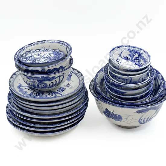 Quantity of Assorted Blue and White China