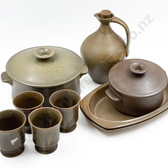 Quantity of Assorted Temuka Stone Ware