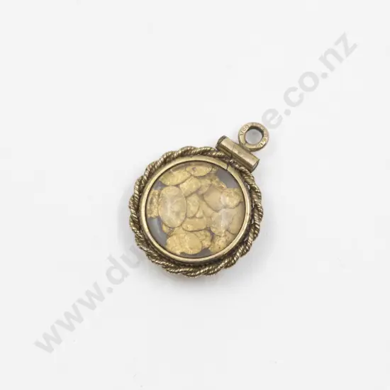 NZ 18ct Gold Plated Locket with Alluvial Gold Flakes