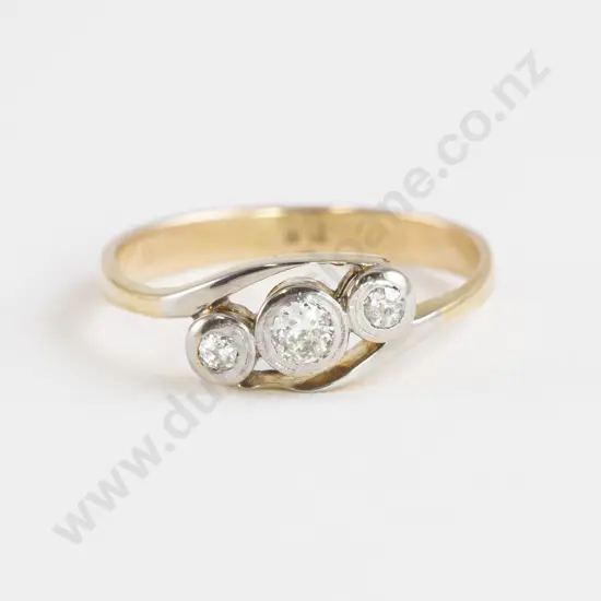 18ct Three Stone Diamond Ring