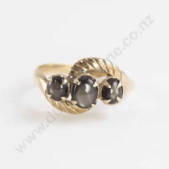 18ct Three Stone Star Black Sapphire Bridge Ring