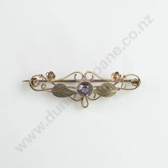 Edwardian 9ct Fancy Foliate Scroll Bar Brooch
