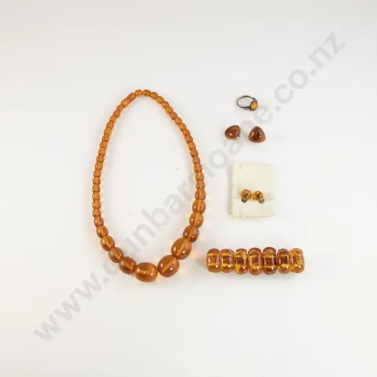 Single Strand Graduated Amber Necklace