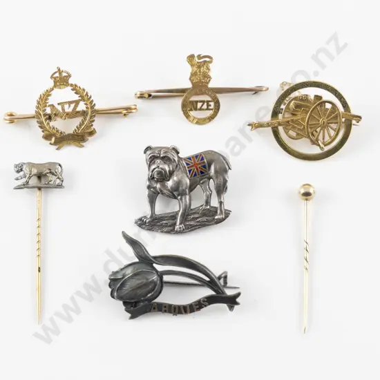 Two NZ 9ct 'Sweetheart' Brooches