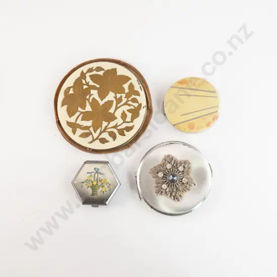 Collection Four Vintage Compacts