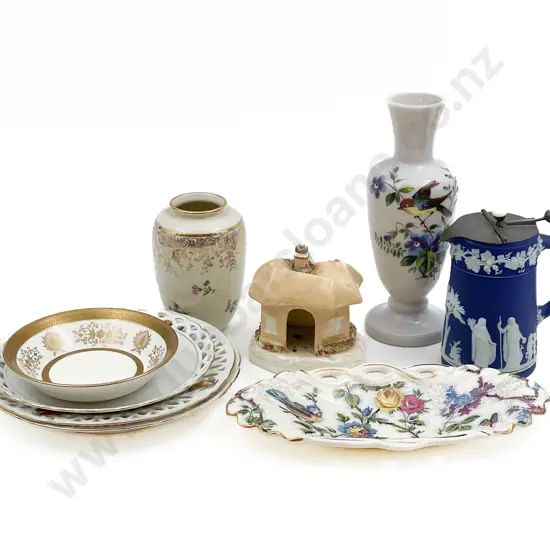 Box of Assorted Fancy China etc