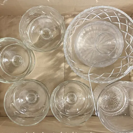 Small Quantity of Assorted Crystal and Glassware