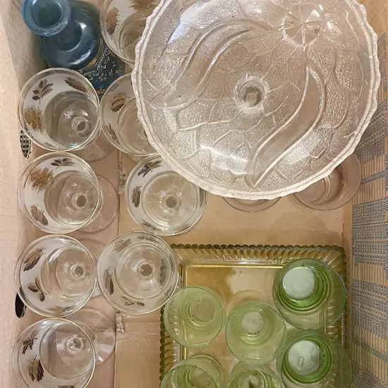 Quantity of Assorted Glassware