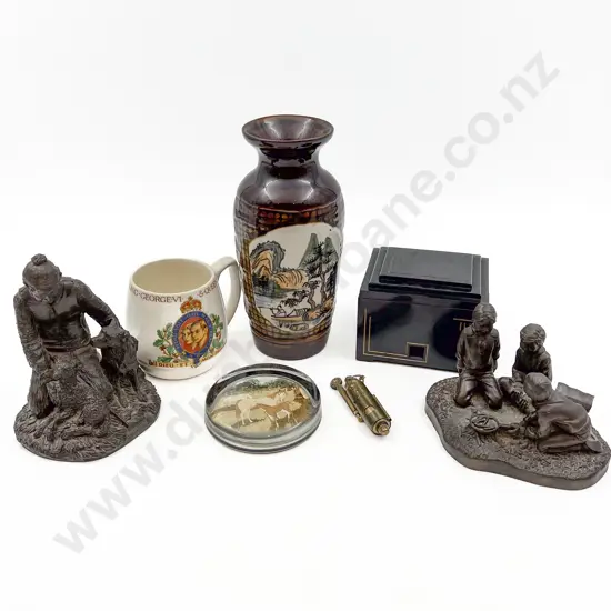 Small Quantity of Assorted Vintage Collectables