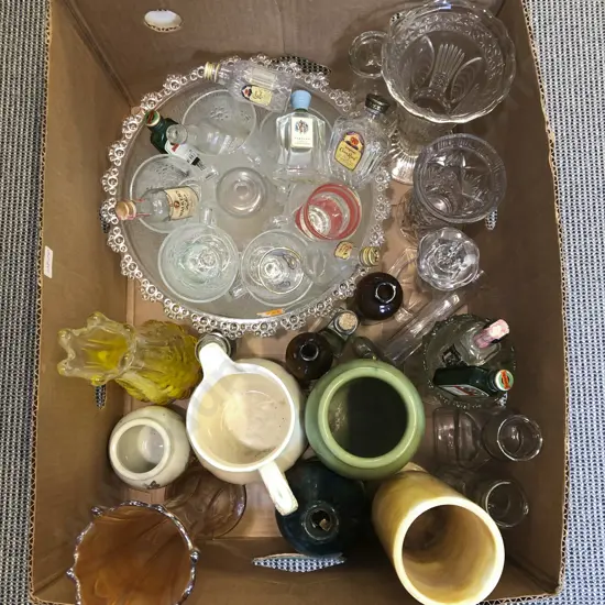 Quantity of Assorted Glassware Etc